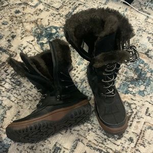 Amazing Merrell WINTER hiking boots!